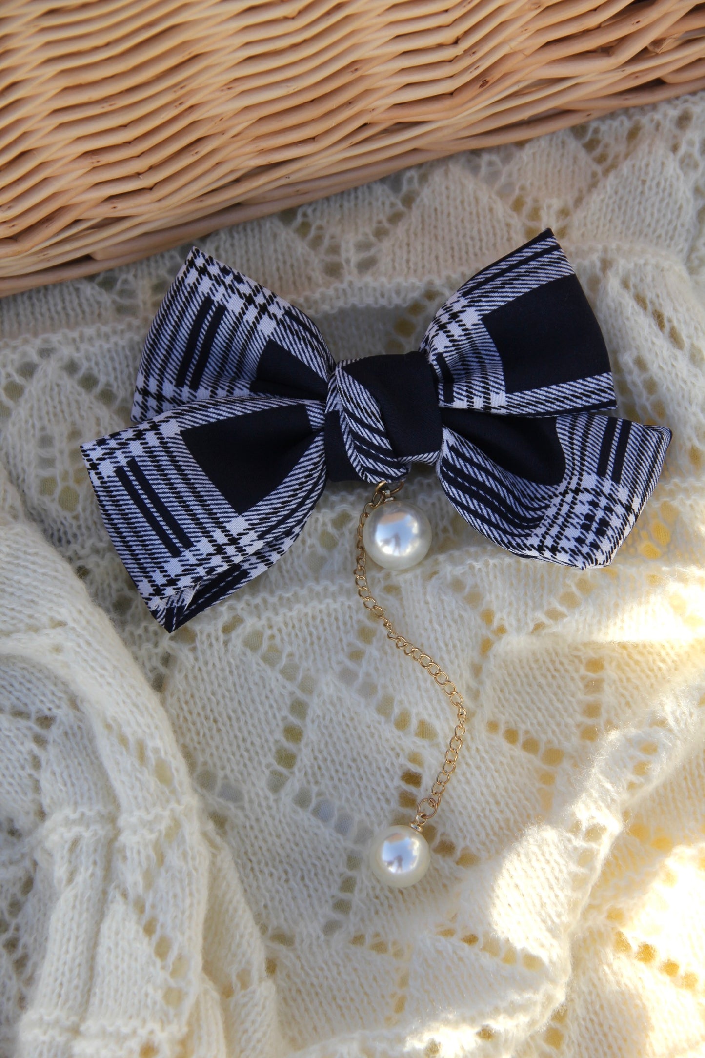 Take Me to Paris Bow